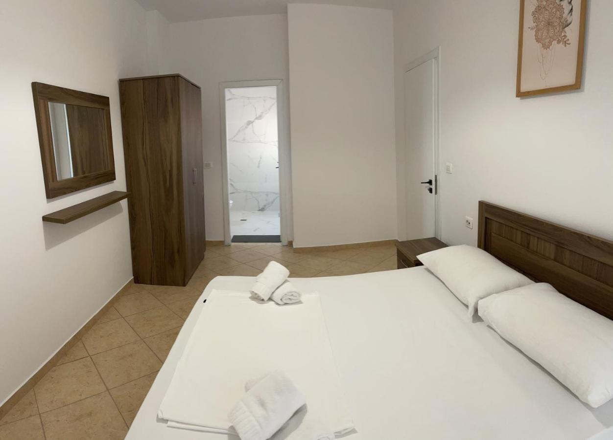 Sea La Vie Apartments Sarandë Exterior foto